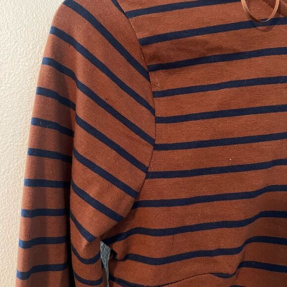 NWT Brown Striped Two Piece Set - Picture 5 of 8